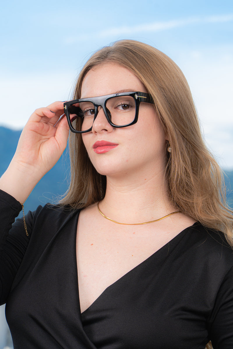 Montura Brunette – Sin Género, Puro Estilo